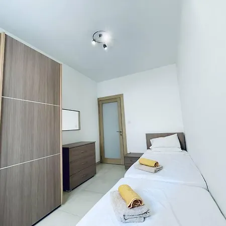 Stylish Modern Central Apartment 4 Paceville San Ġiljan Exterior foto