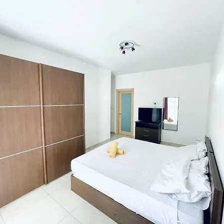 Stylish Modern Central Apartment 4 Paceville San Ġiljan Exterior foto